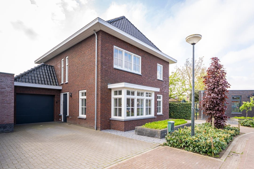 Foto 1 van Pastoor Verstijnenstraat 5