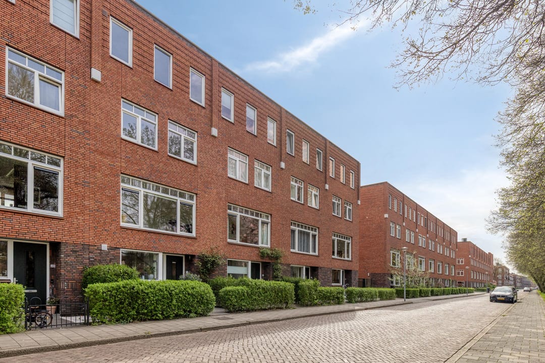 Foto 11 van Pioenstraat 194