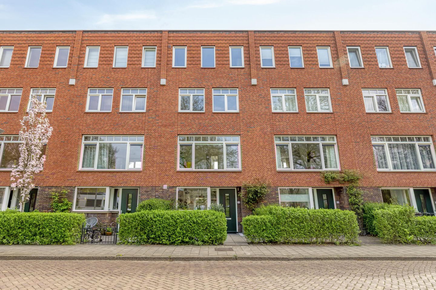 Foto 10 van Pioenstraat 194