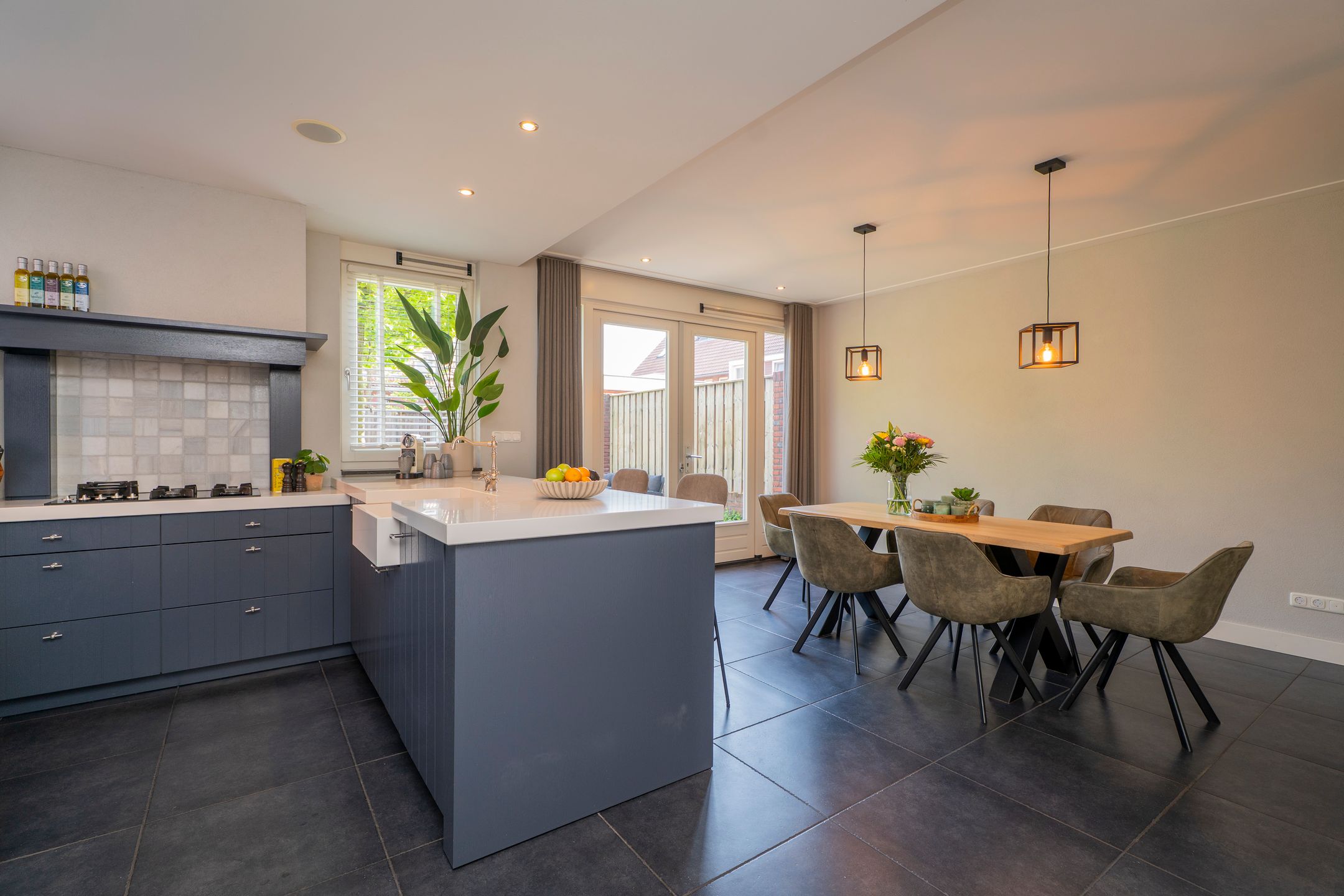 Foto 9 van Pastinaak 4