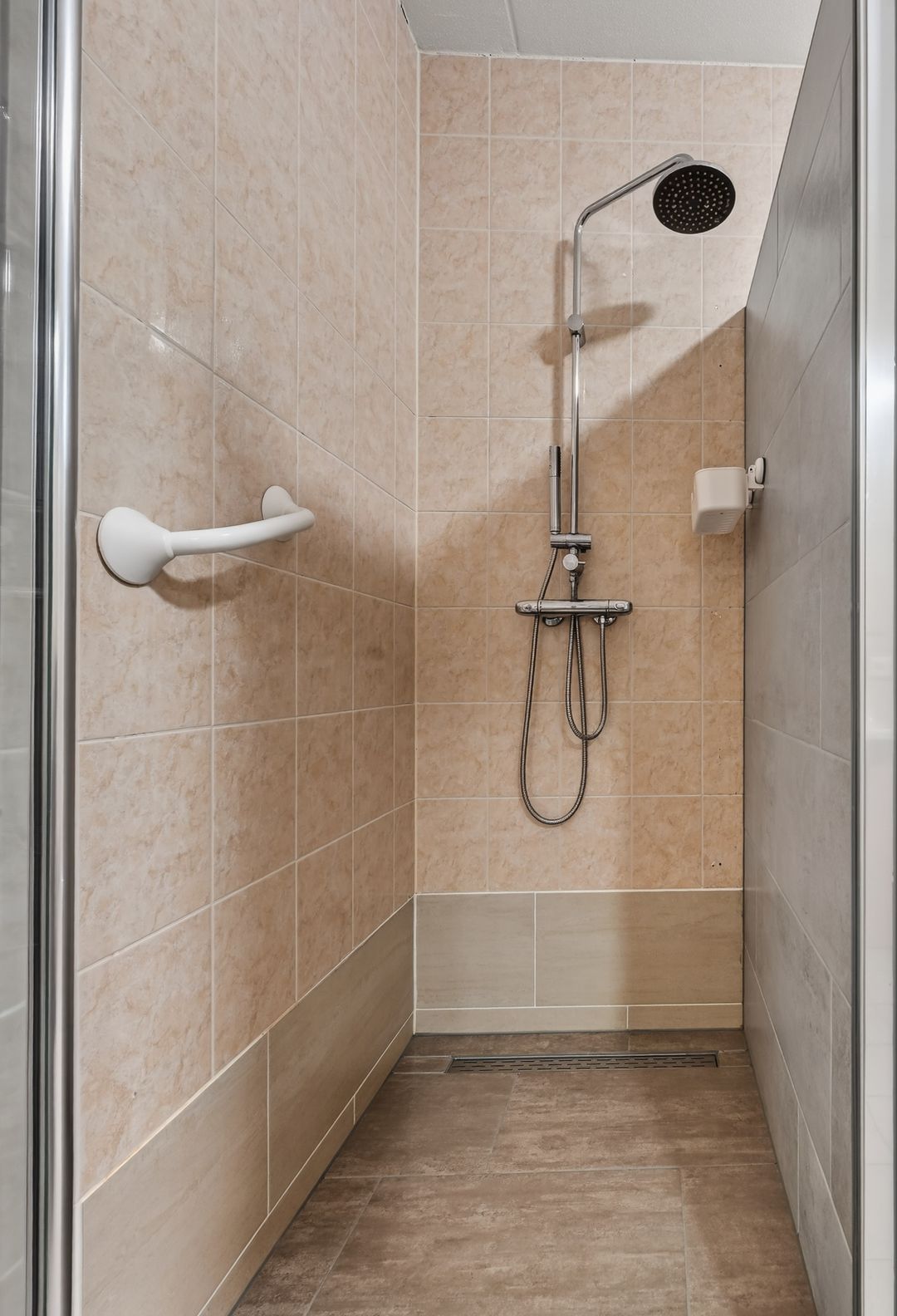 Foto 26 van Van Echtenskanaal NZ 608