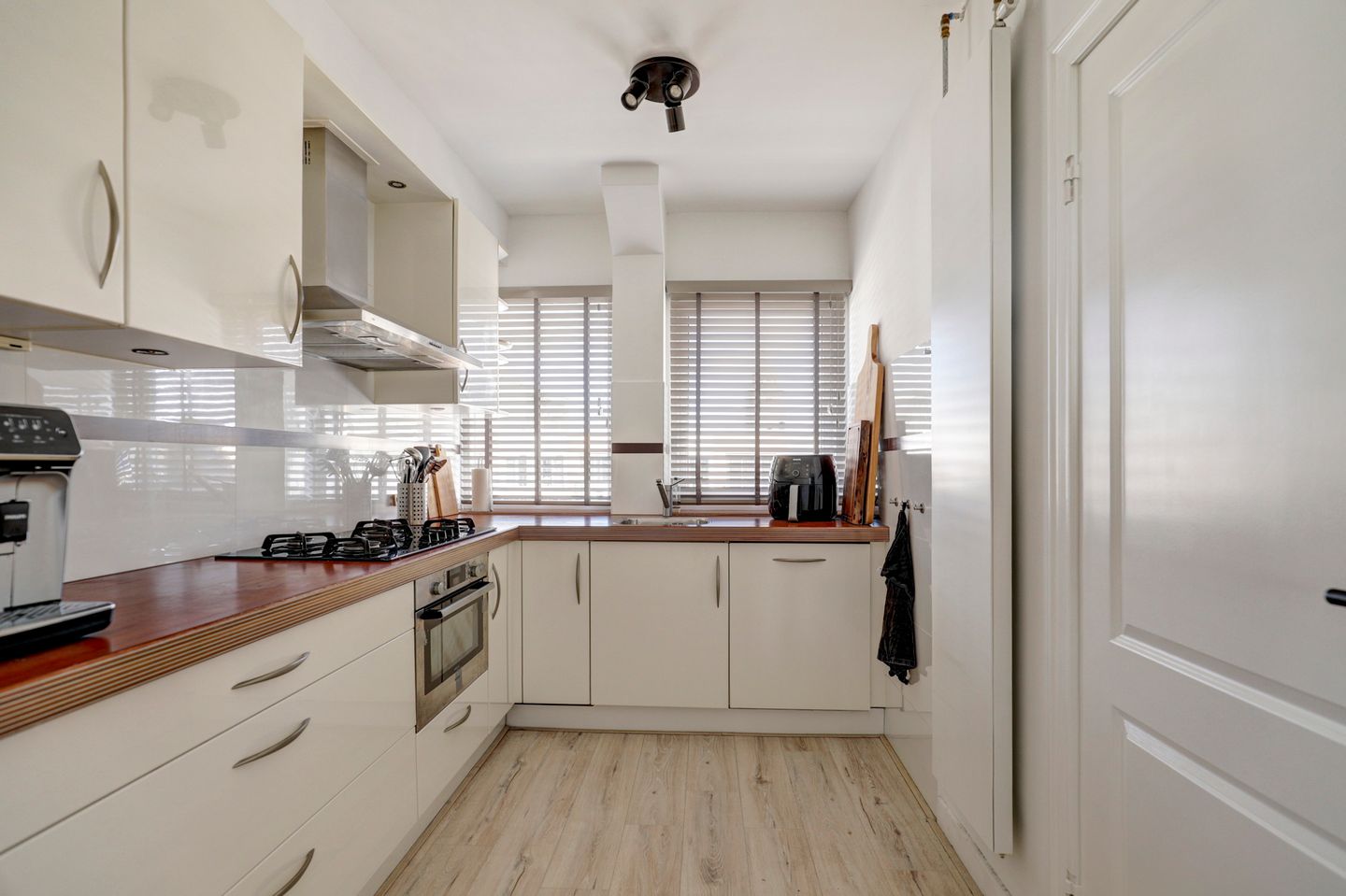 Foto 29 van Oegstgeesterweg 122