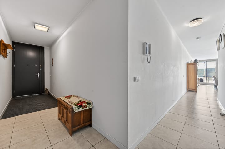 Photo 3 of Van Echtenskanaal NZ 608