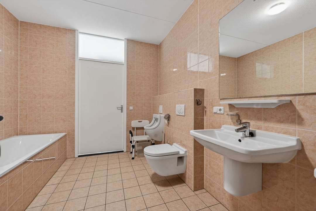 Foto 23 van Van Echtenskanaal NZ 608