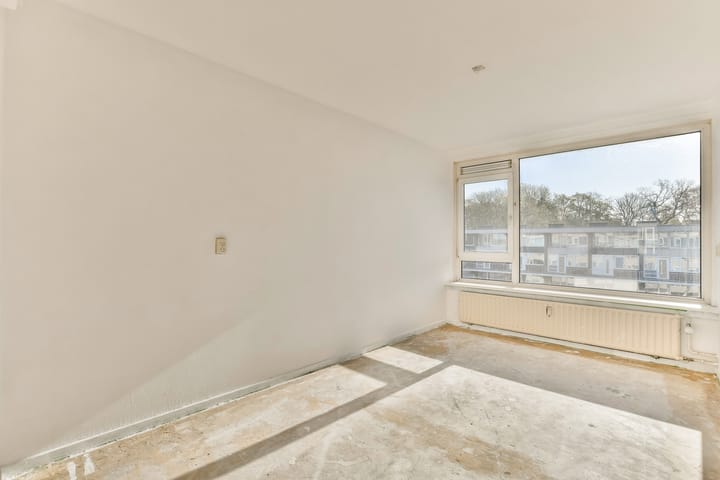 Foto 4 van Van Oldenbarneveltplein 44