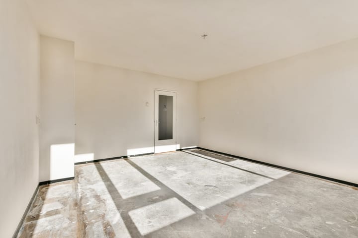 Appartement te koop: Van Oldenbarneveltplein 44, Dordrecht