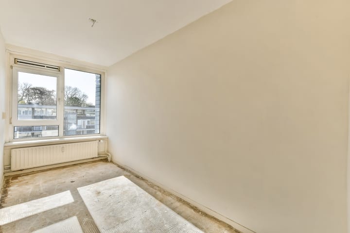 Appartement te koop: Van Oldenbarneveltplein 44, Dordrecht