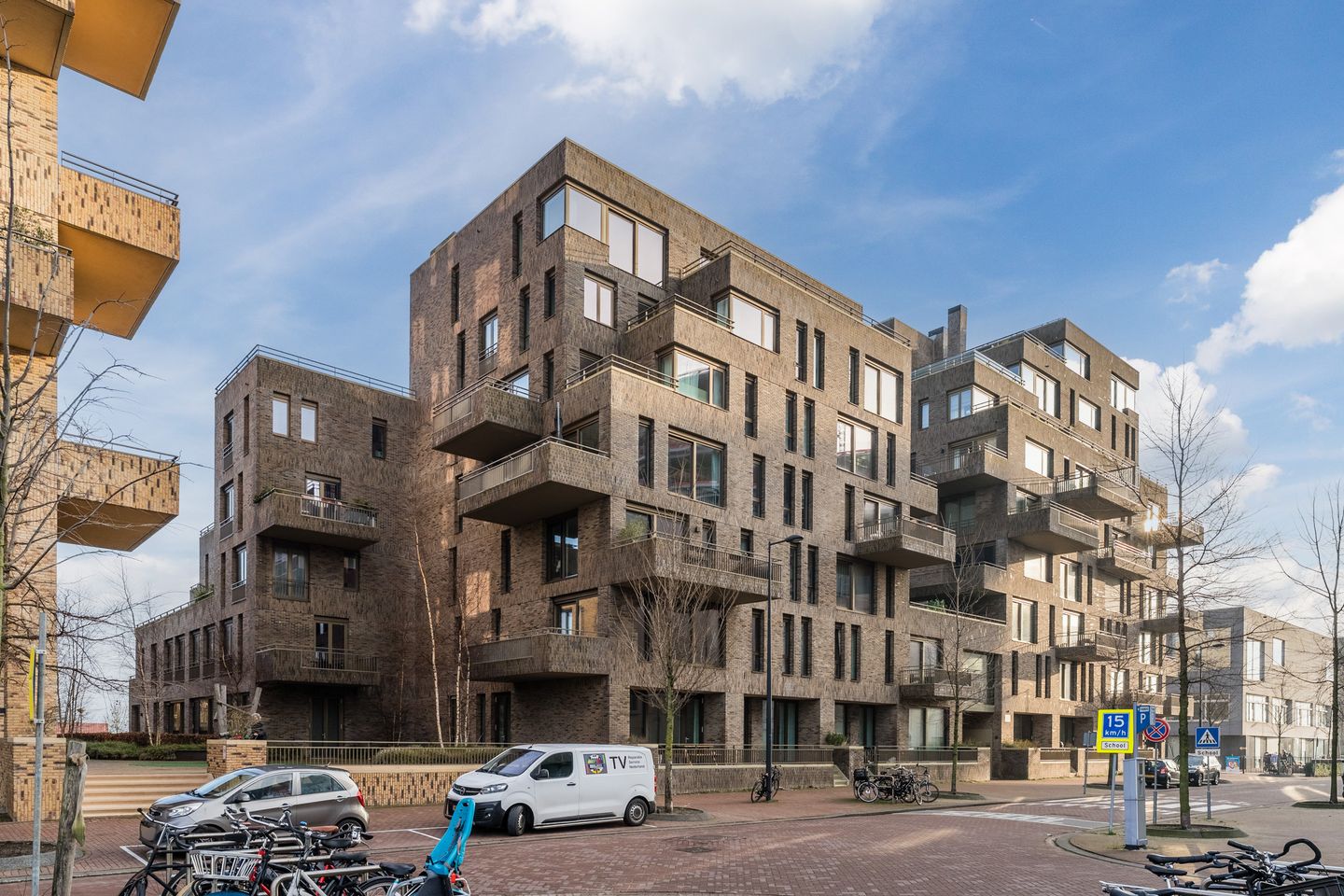 Photo 10 of Faas Wilkesstraat 333
