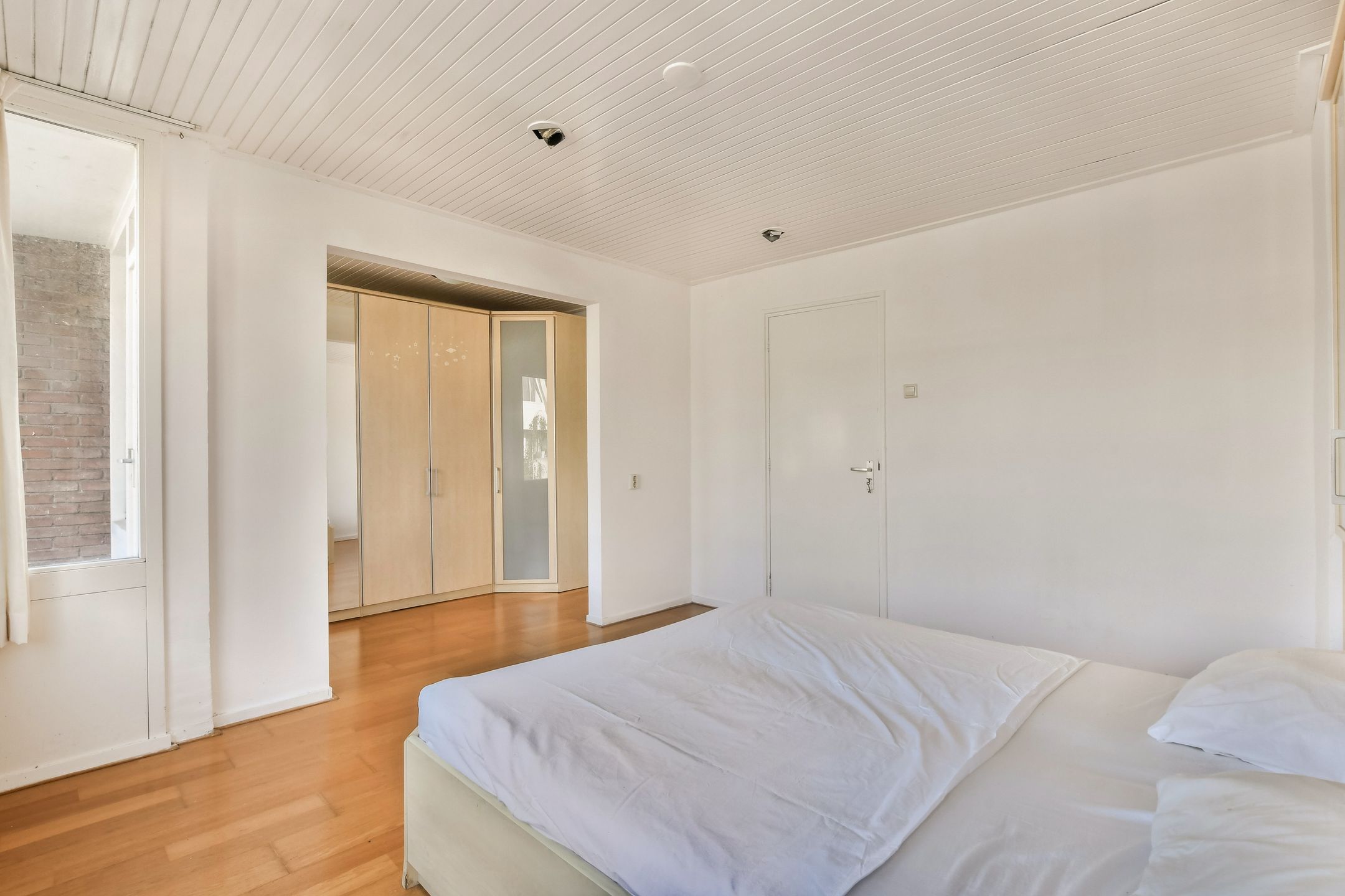 Foto 15 van Prof. Lorentzlaan 36