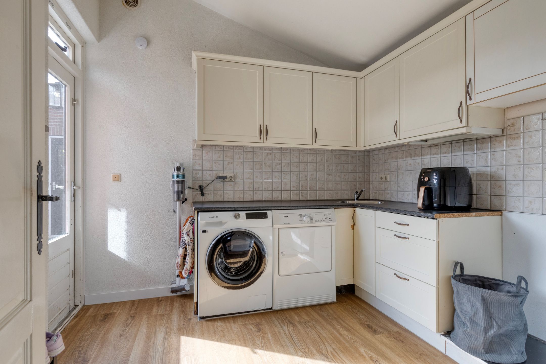 Foto 18 van van Myrlaerstraat 13