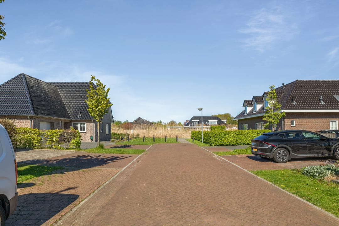 Photo 46 of Waterbies 67