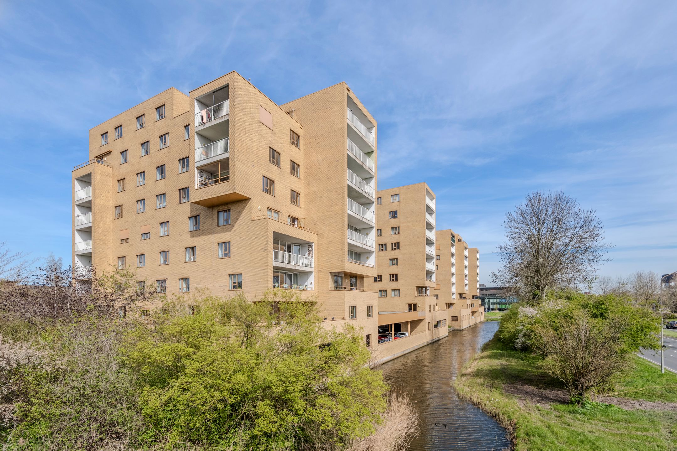 Foto 36 van Bremenstraat 231