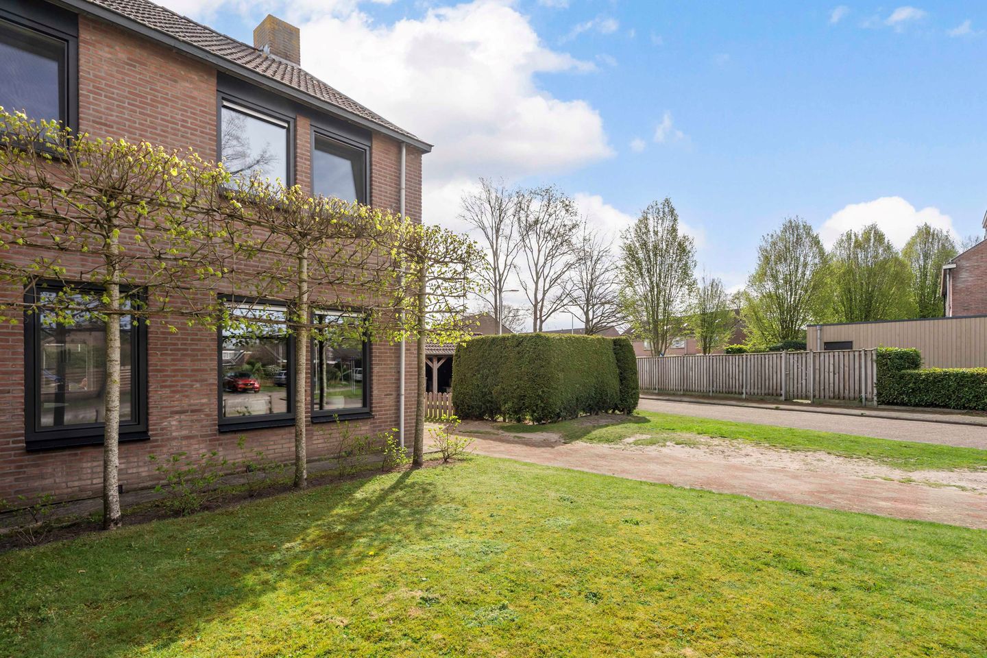 Foto 40 van Weverslaan 15