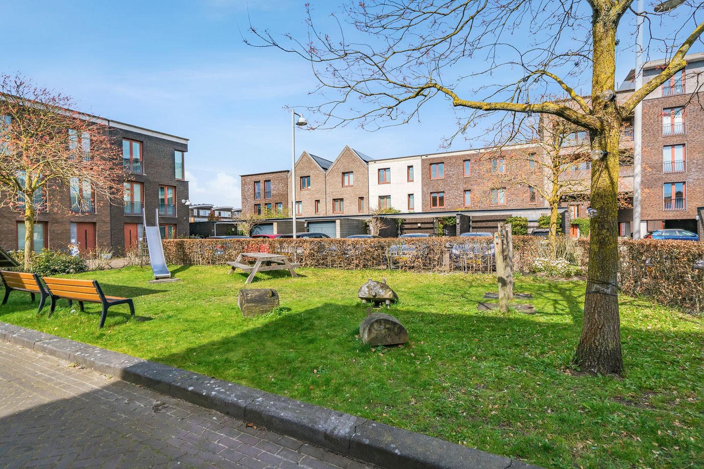 Foto 50 van Loes van Marlestraat 9