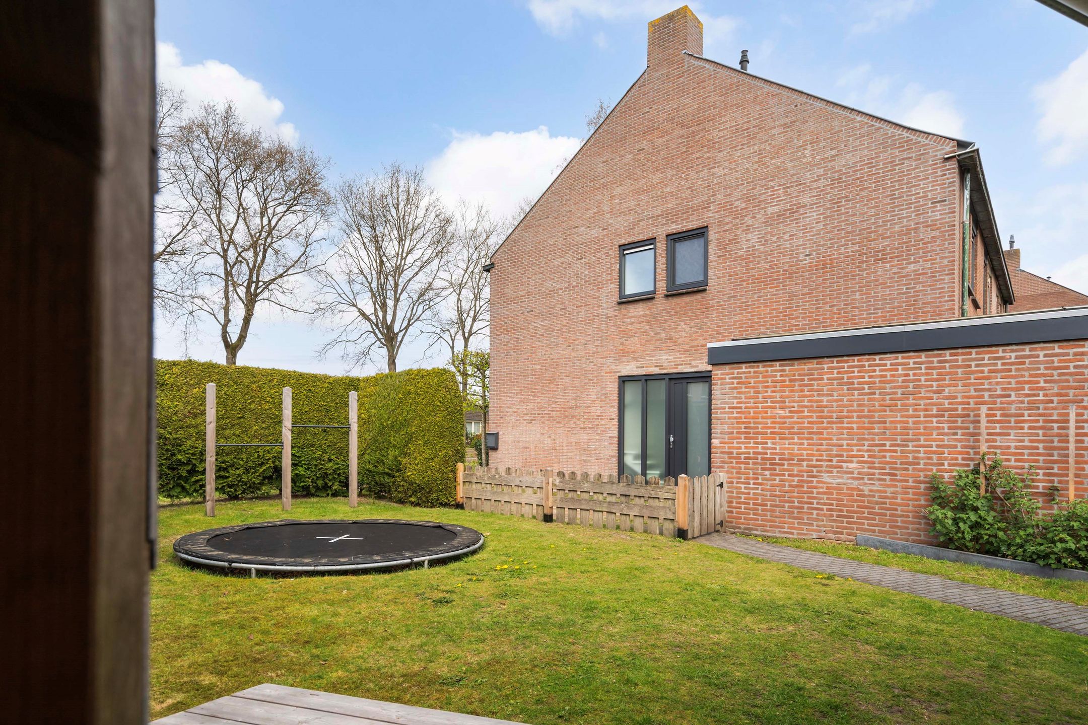 Foto 36 van Weverslaan 15