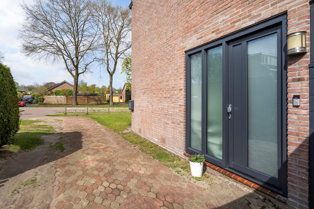 Foto 37 van Weverslaan 15