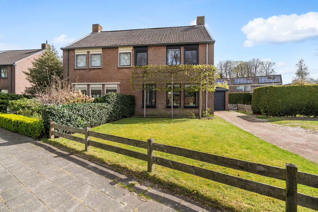 Foto 1 van Weverslaan 15