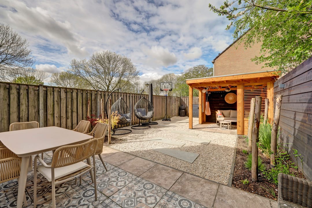 Foto 32 van Hinderstein 2