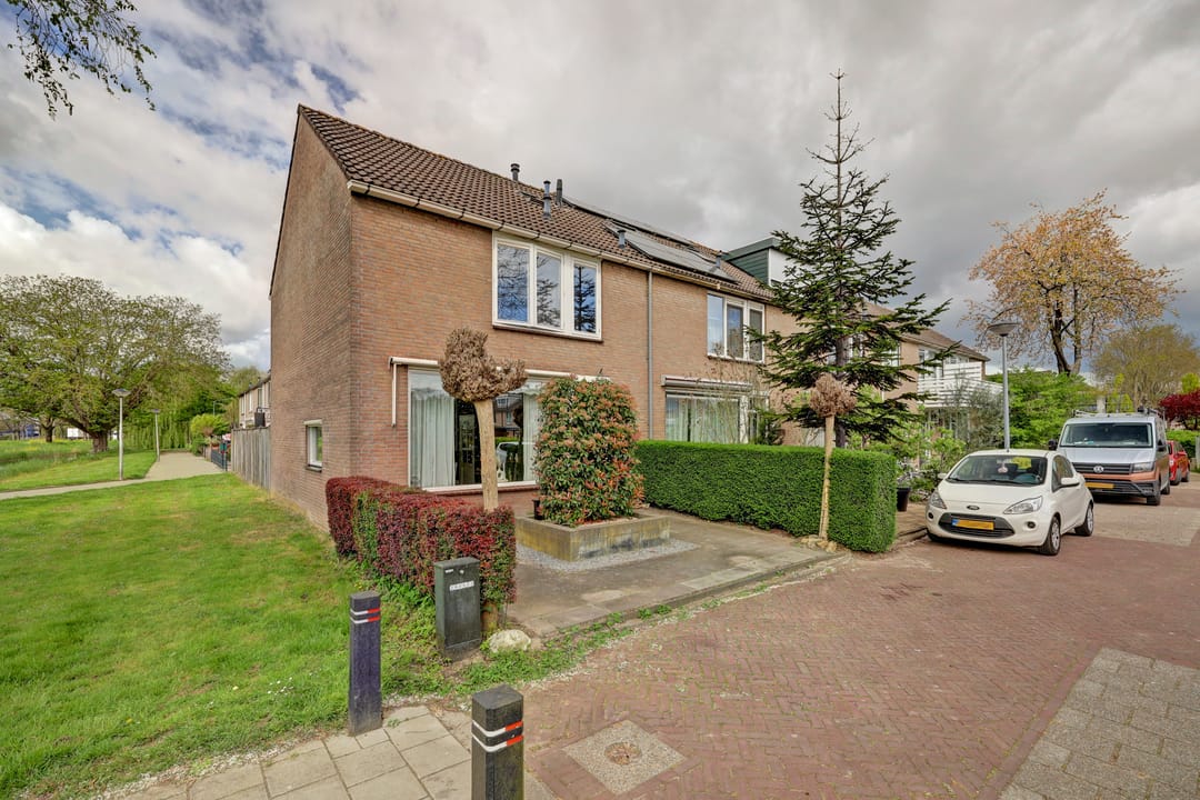 Foto 41 van Hinderstein 2