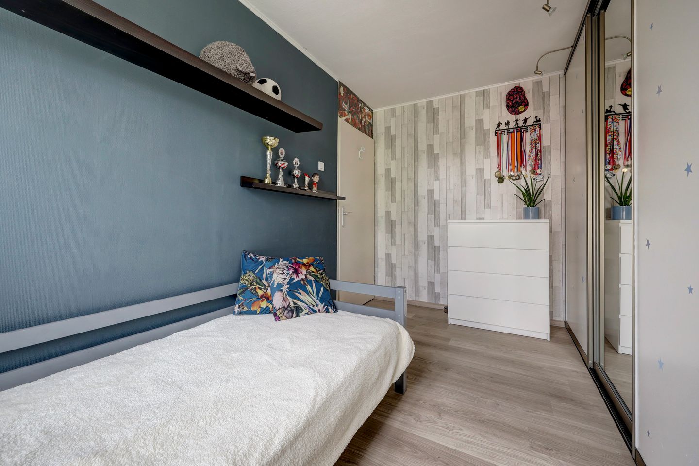 Foto 20 van Hinderstein 2