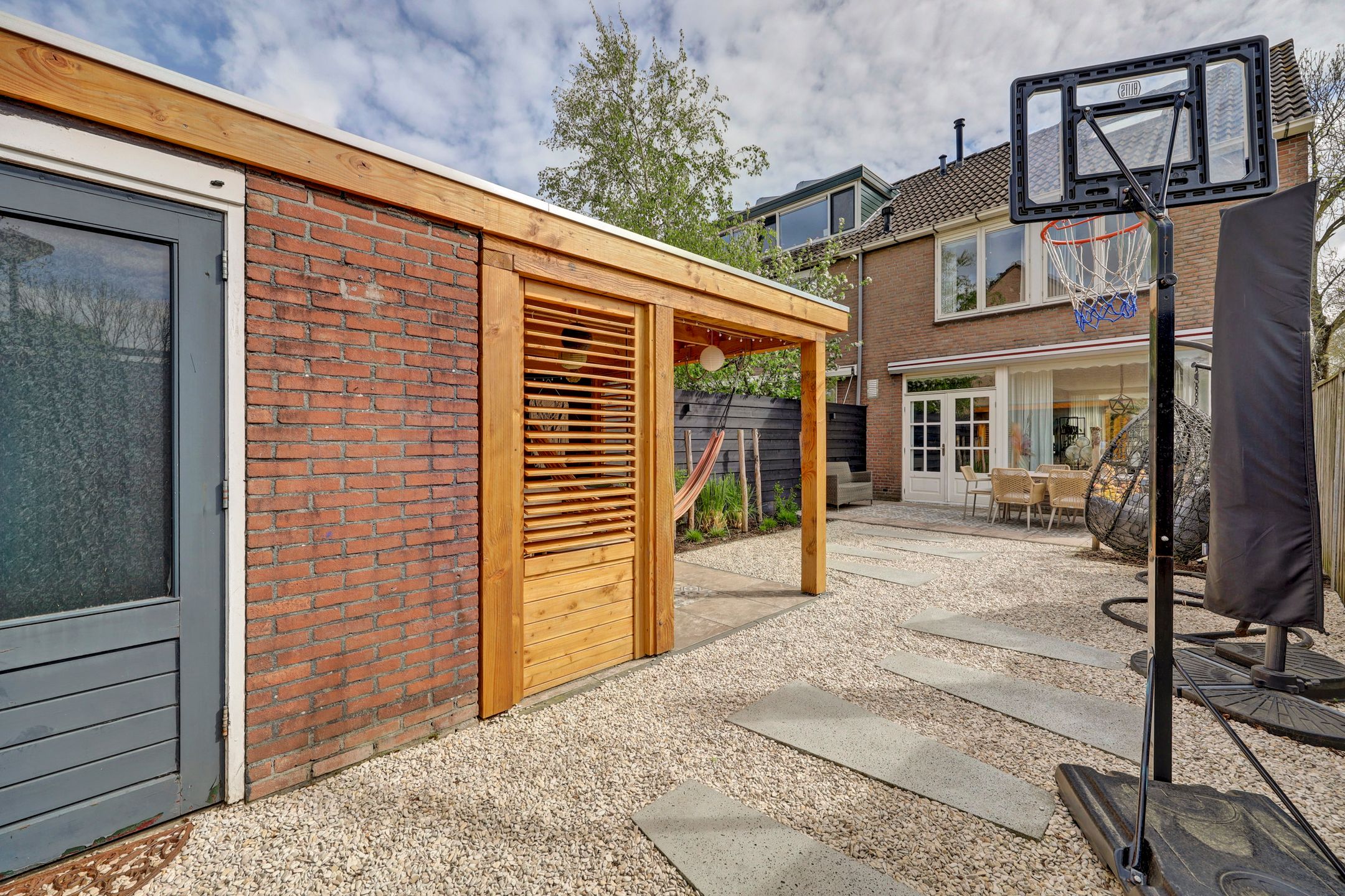 Foto 36 van Hinderstein 2