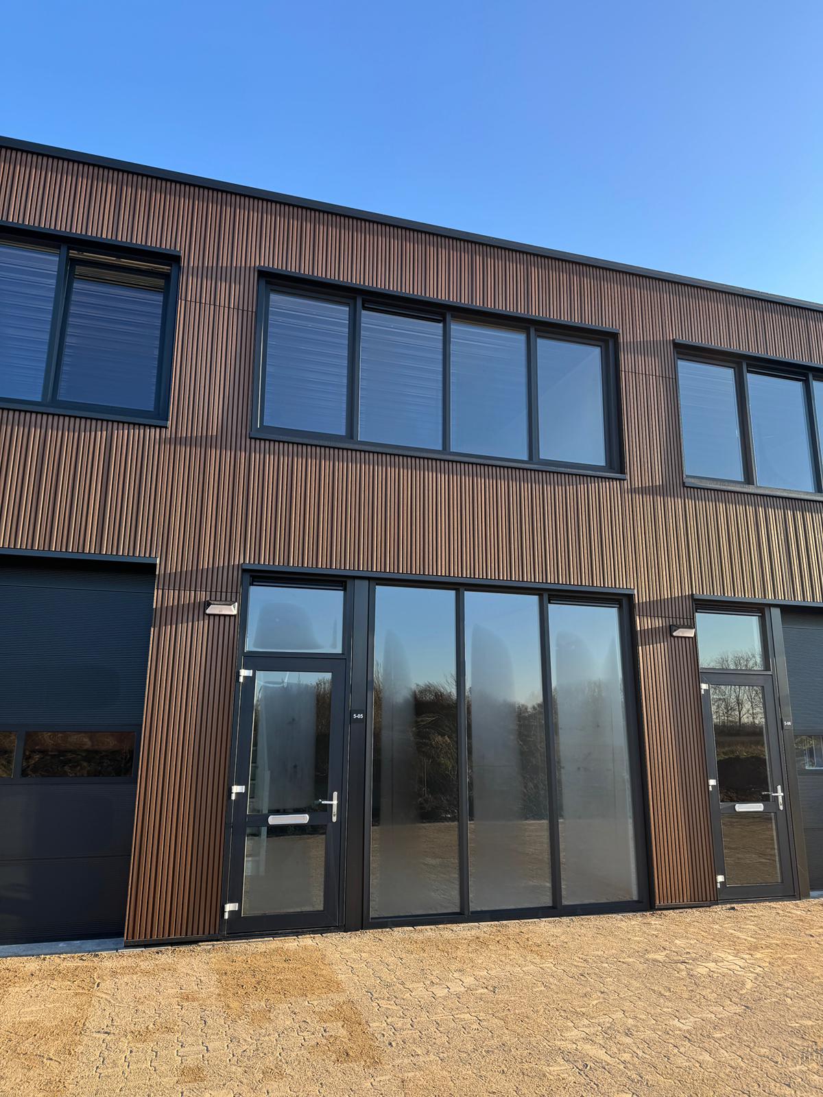 Bekijk foto 1 van Produktieweg 5-05