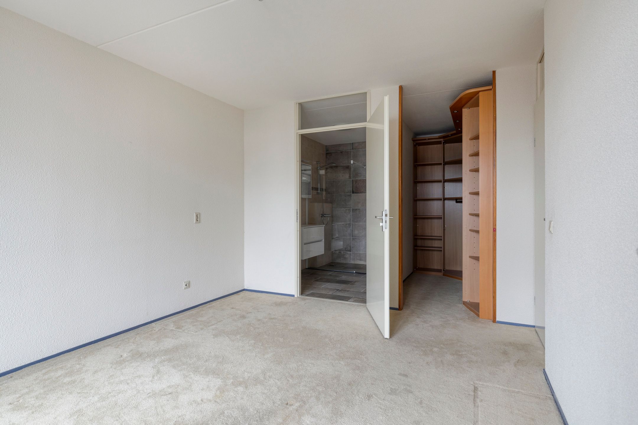 Photo 27 of Avenue Carnisse 98
