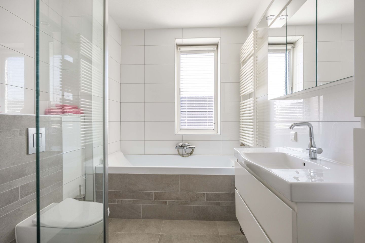 Foto 4 van Castorstraat 11