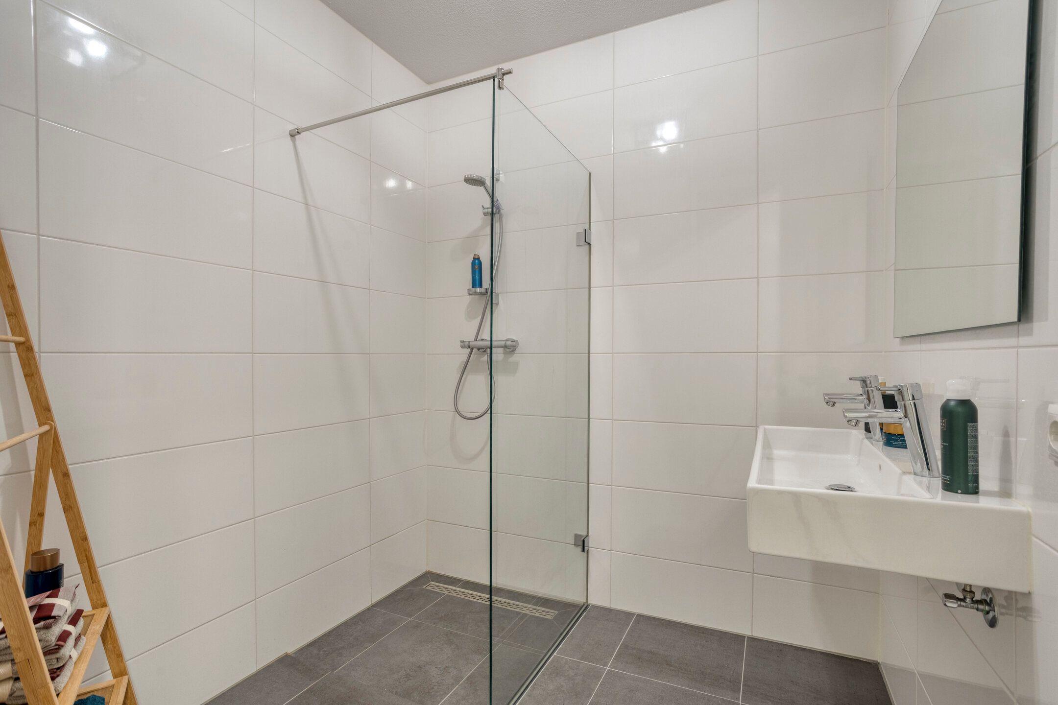 Foto 18 van Nieuwevaartweg 3