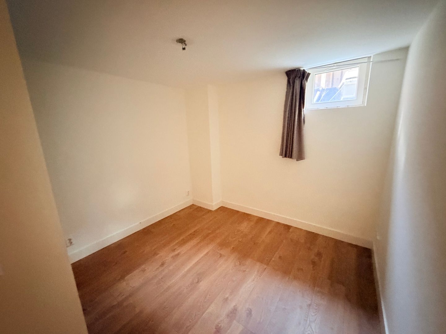 Foto 10 van Schiedamsesingel 139-C