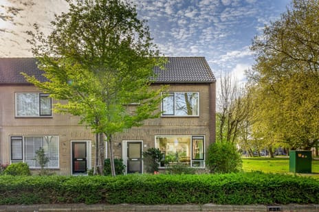 Banda Neira thumbnail