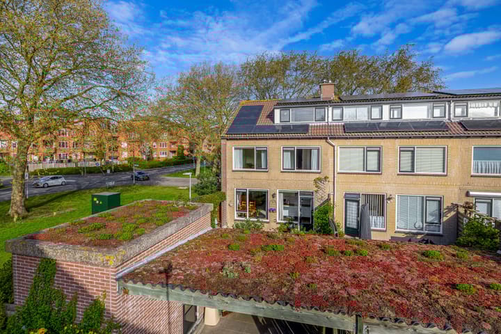 Foto 3 van Banda Neira 2