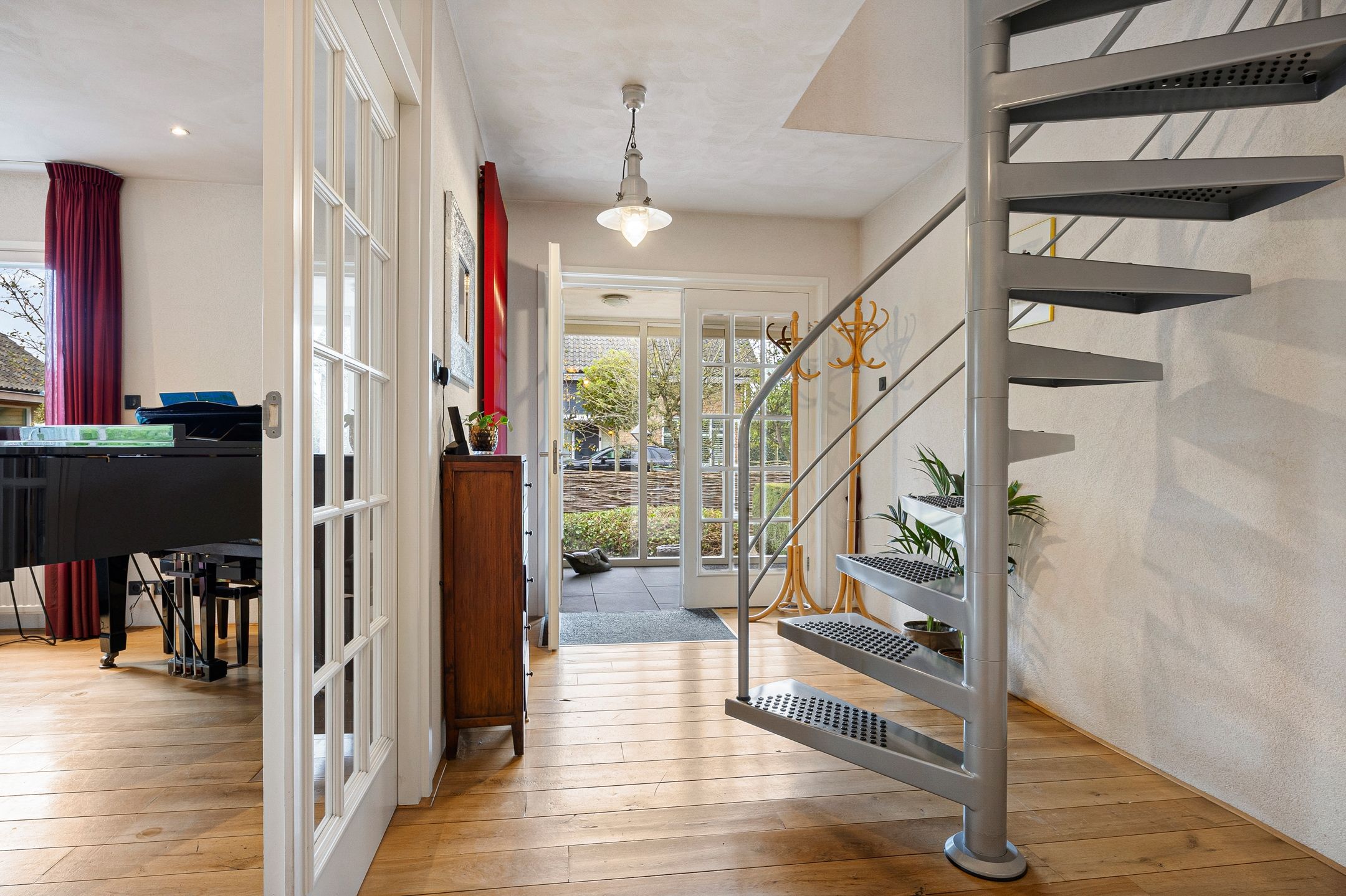 Foto 9 van Johan Buijeslaan 8