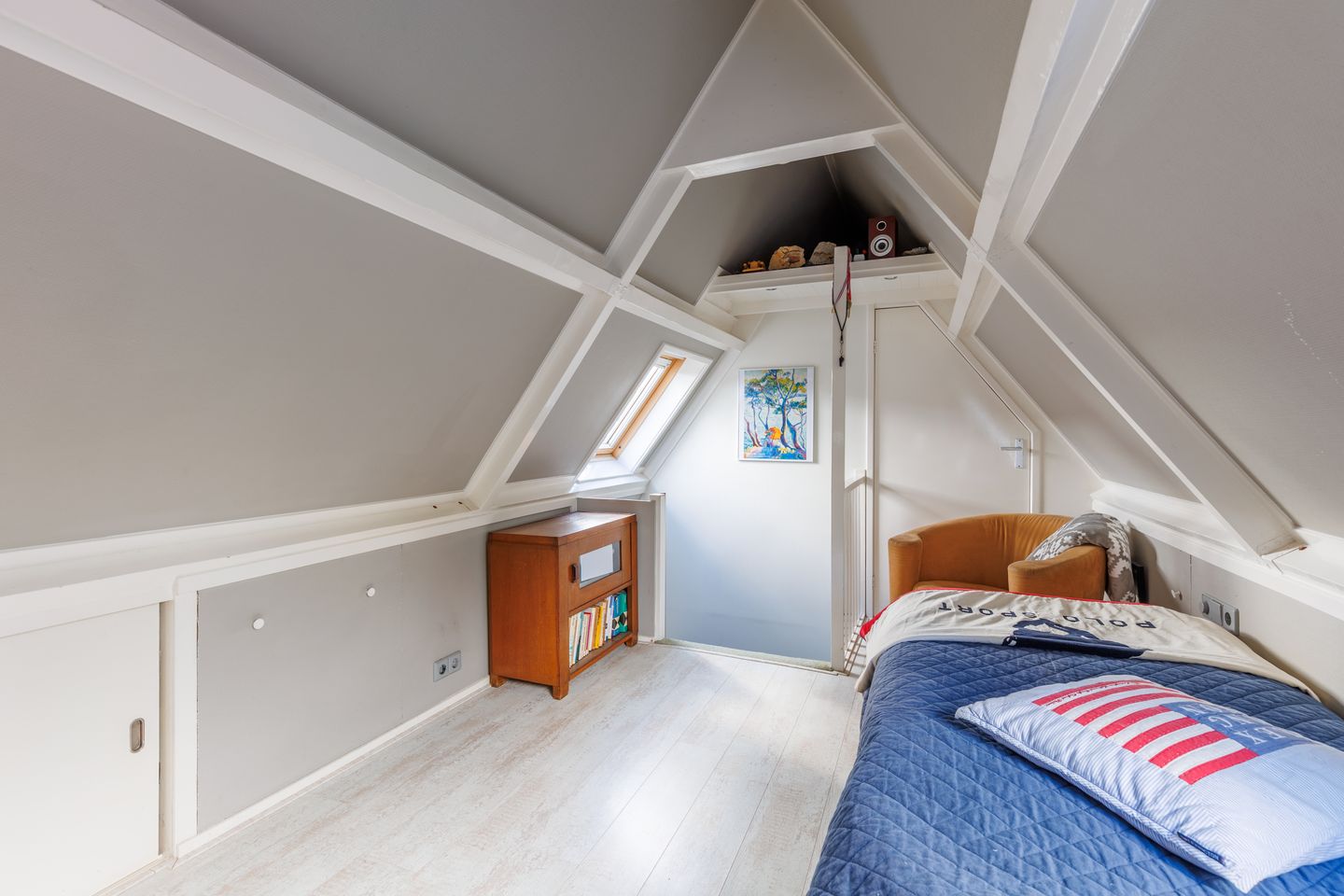 Photo 20 of Middellaan 45