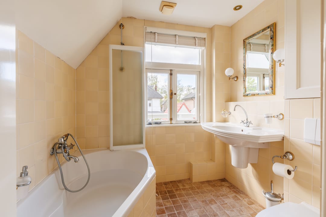 Photo 17 of Middellaan 45