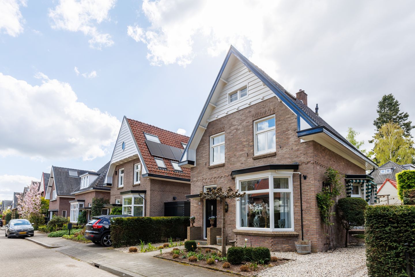 Photo 25 of Middellaan 45