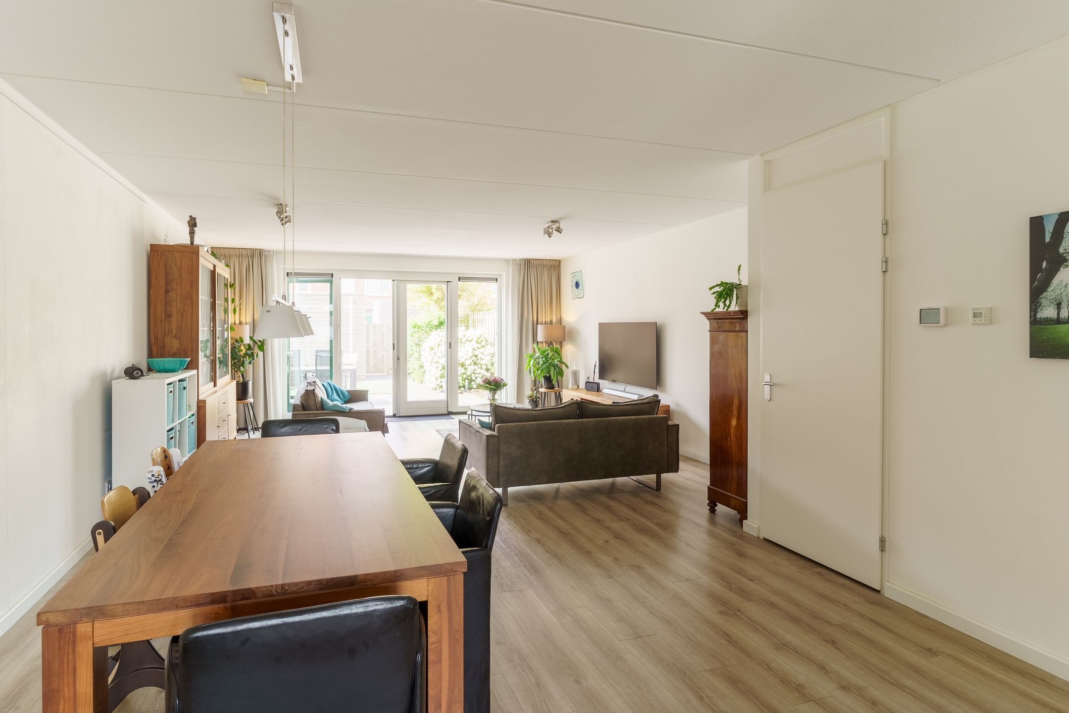 Modern Energy-Efficient Family Home with Garden in Den Hoorn — 15