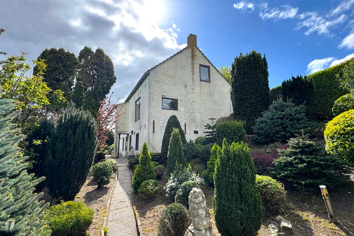 Oude Heijningsedijk 16 main image