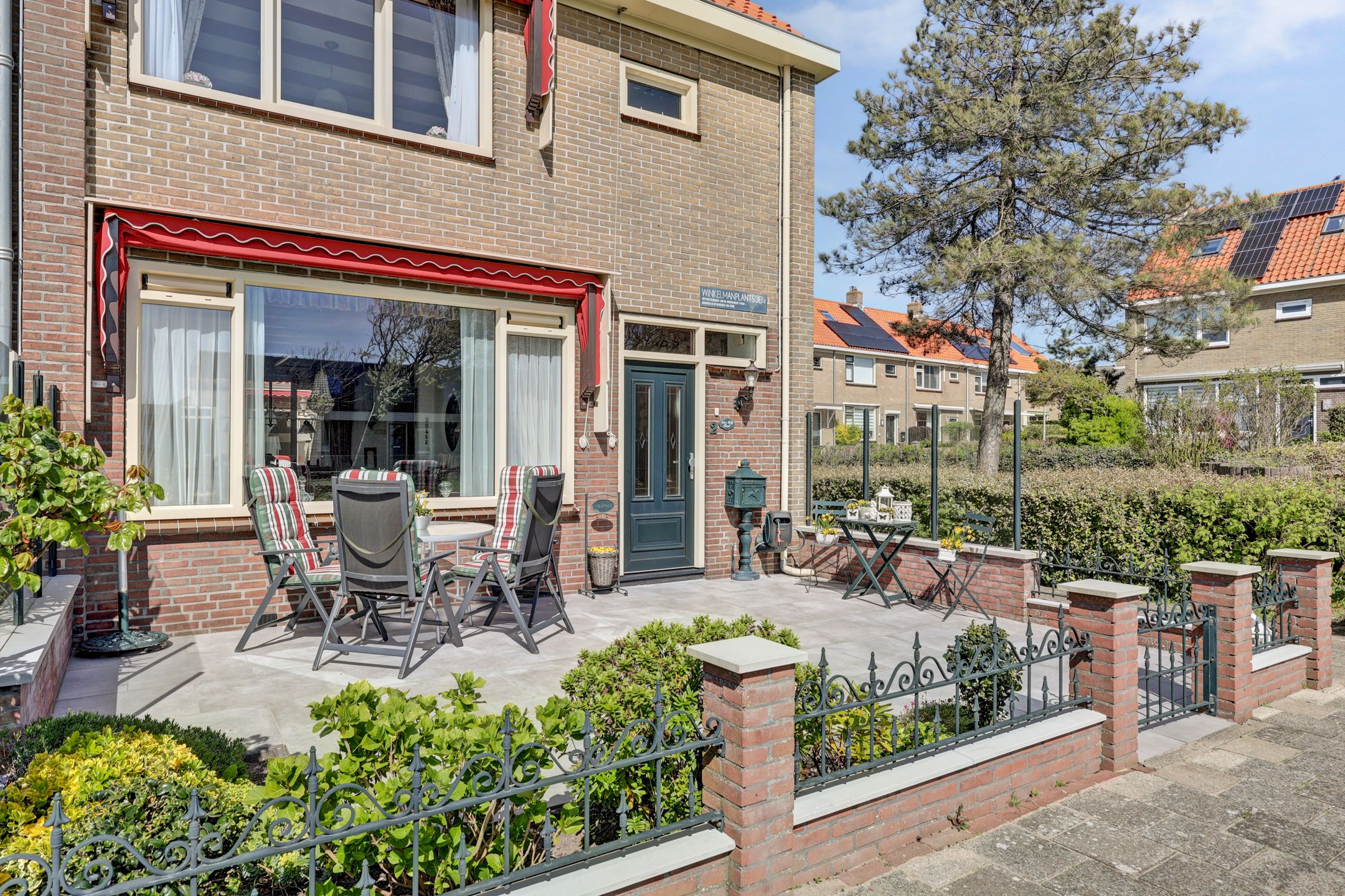 Photo 6 of Winkelmanplantsoen 2