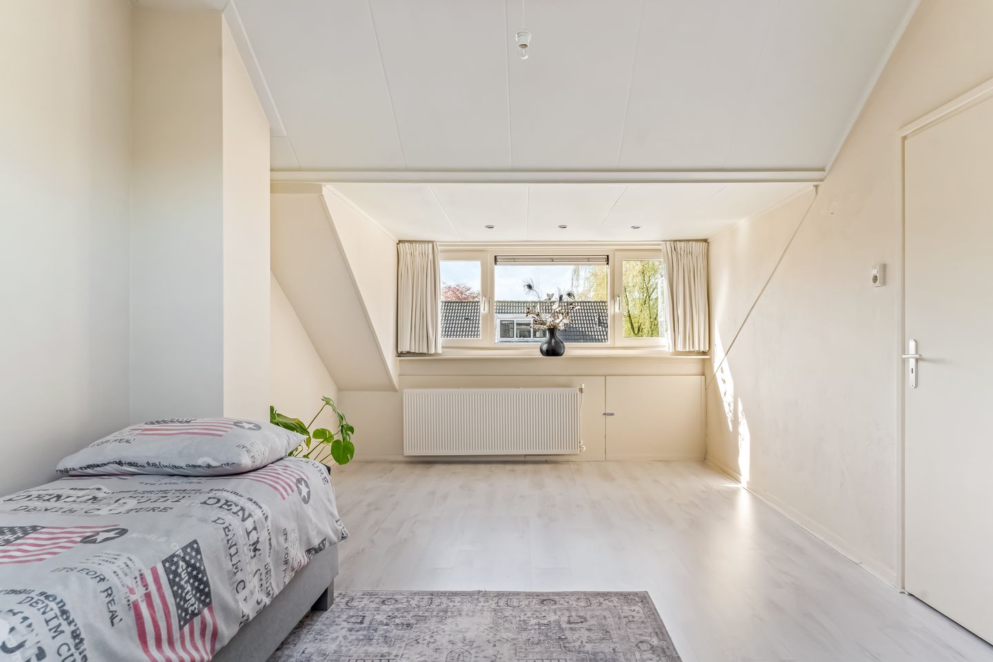 Photo 20 of Willem de Zwijgerlaan 21