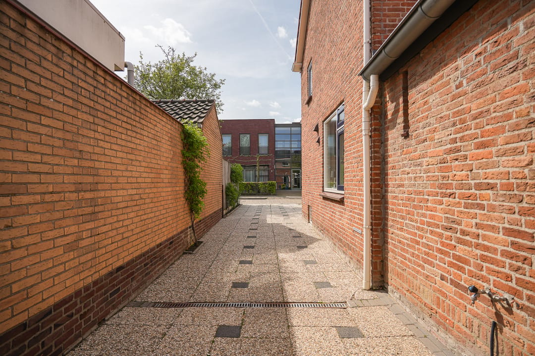 Photo 31 of van Axelestraat 6