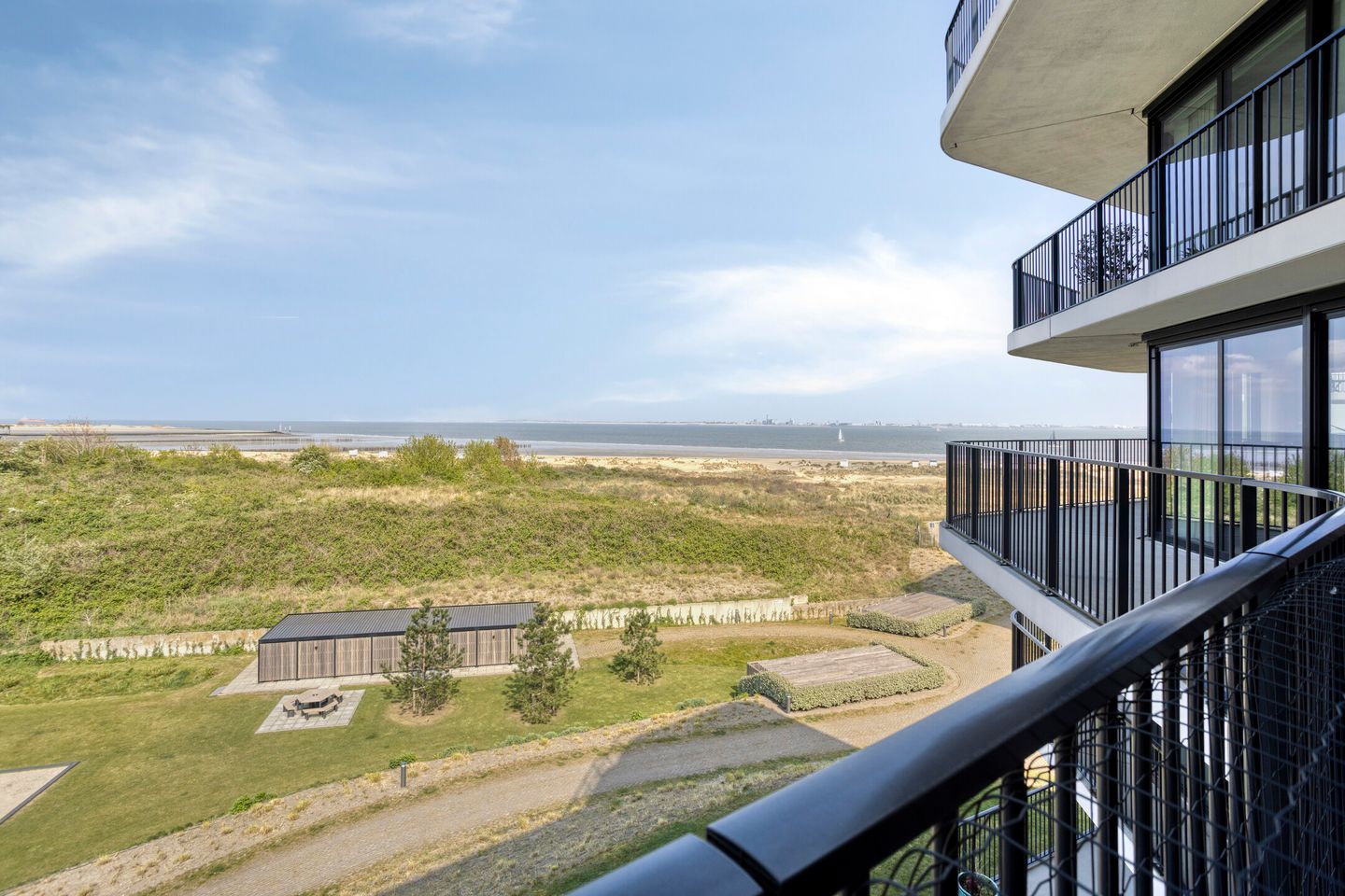 Photo 4 of Westhavendam 5-401