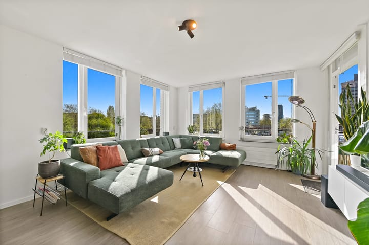 Foto 2 van Piet Paaltjensplein 27