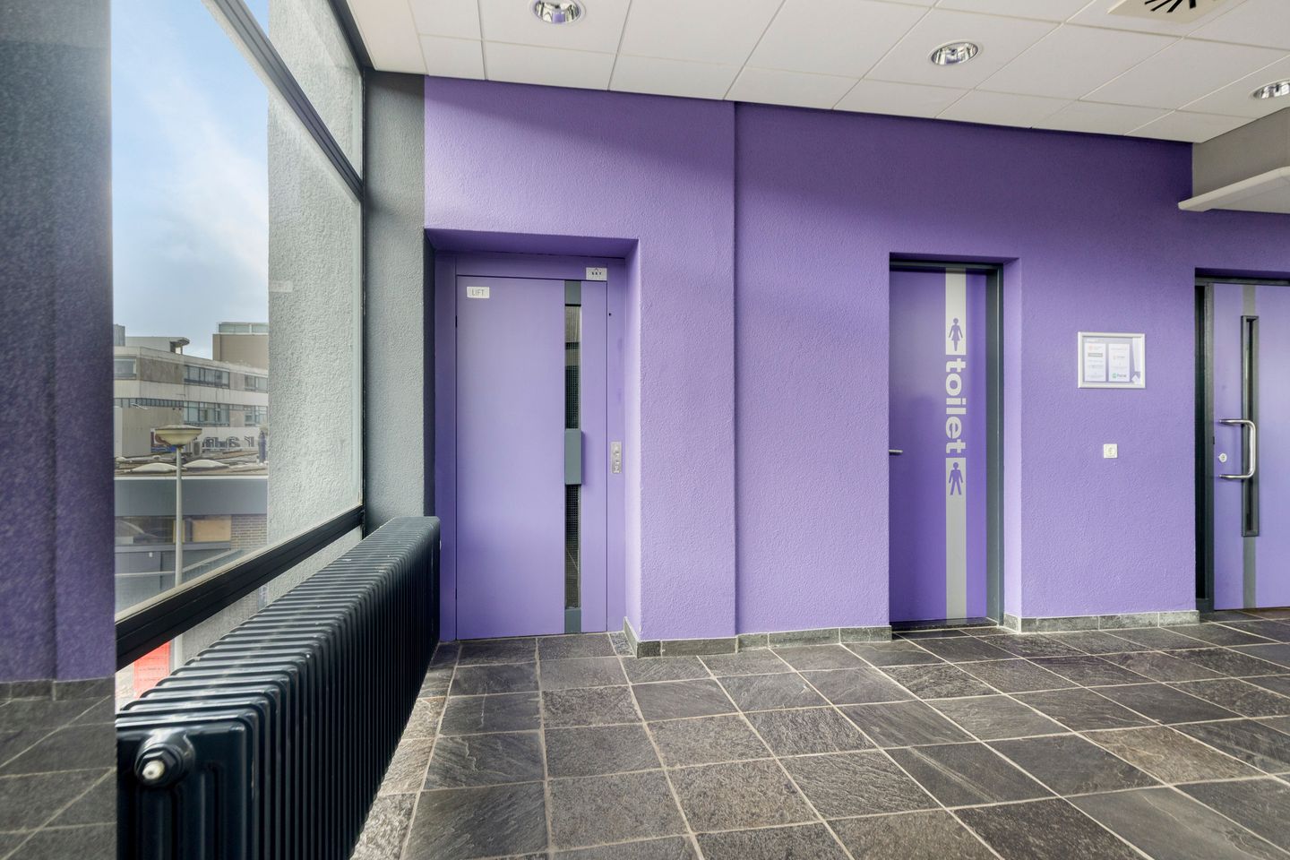 Bekijk foto 4 van Berglaan 8