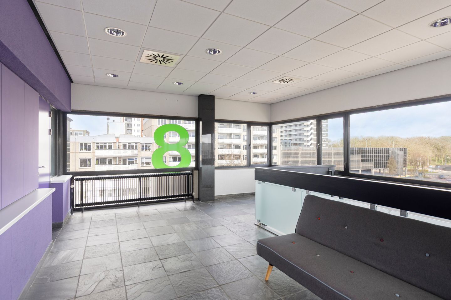 Bekijk foto 5 van Berglaan 8