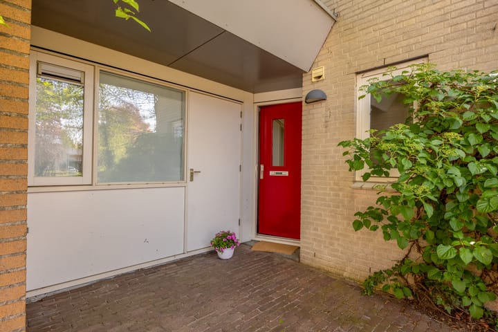 Photo 3 of Moeder Teresahof 17