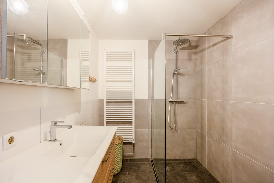 Spacious Semi-Detached Home with Garage and Sunny Rooftop Terrace in Nijmegen Heijendaal — 28