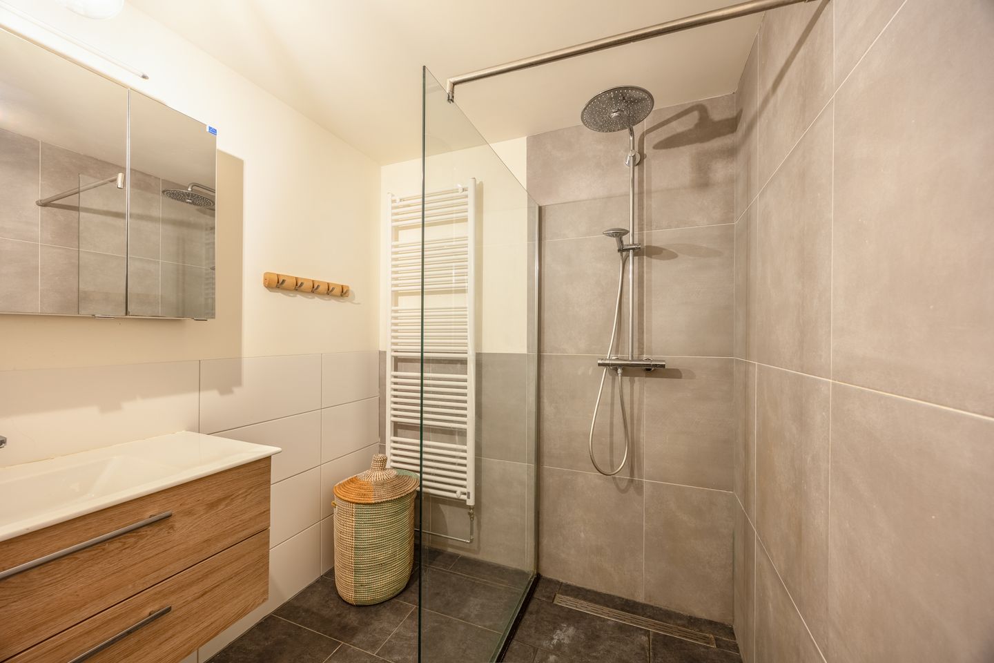 Spacious Semi-Detached Home with Garage and Sunny Rooftop Terrace in Nijmegen Heijendaal — 29