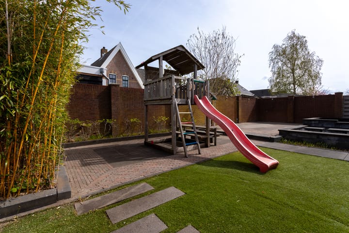 Foto 2 van Margaret Staalplantsoen 11