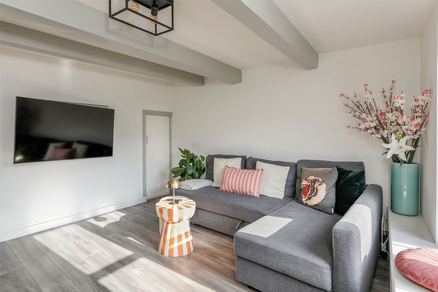 Photo 5 of Hinthamereinde 49-H